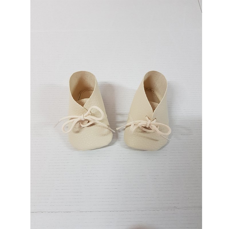 Sapatos em Polipele para bonecos 62cm